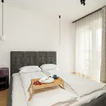 Prestizowe W Poznaniu Z Sypialnia I Parkingiem By Renters شقة
