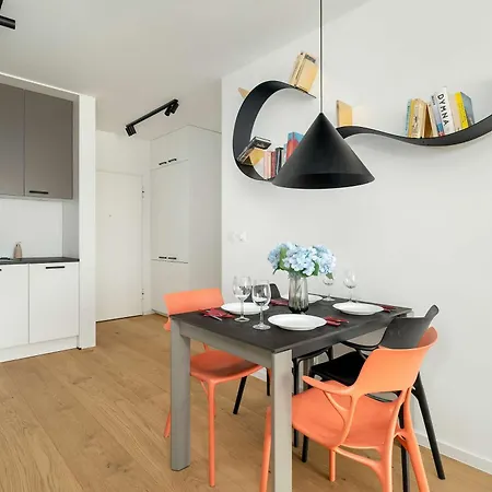 Prestizowe W Poznaniu Z Sypialnia I Parkingiem By Renters * Poznań