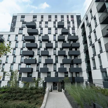 Prestizowe W Poznaniu Z Sypialnia I Parkingiem By Renters شقة بوزنان