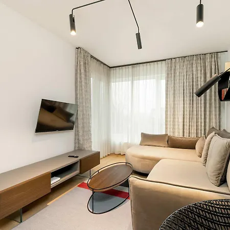 Prestizowe W Poznaniu Z Sypialnia I Parkingiem By Renters