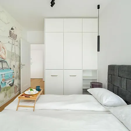 Prestizowe W Poznaniu Z Sypialnia I Parkingiem By Renters Apartamento Poznań
