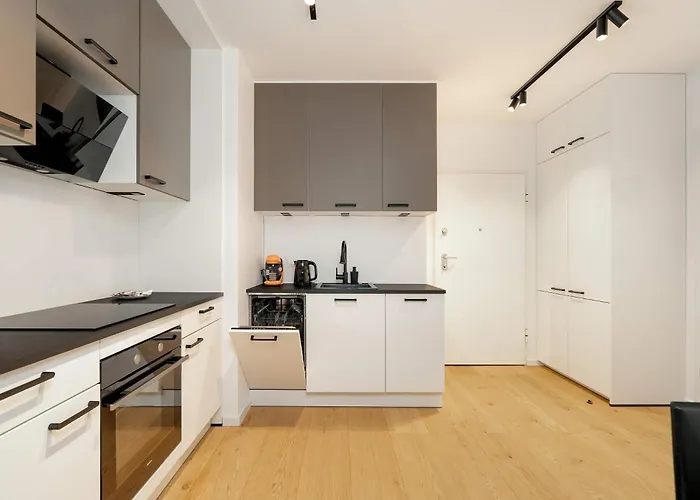 Prestizowe W Poznaniu Z Sypialnia I Parkingiem By Renters شقة