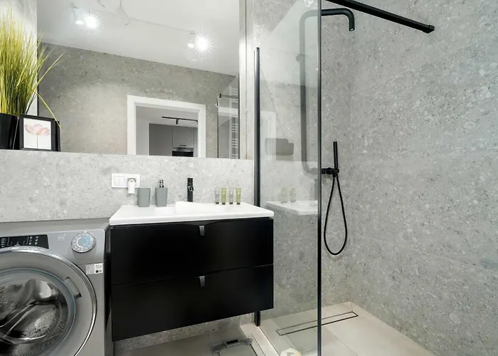 Prestizowe W Poznaniu Z Sypialnia I Parkingiem By Renters