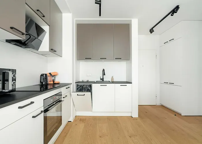 شقة Prestizowe W Poznaniu Z Sypialnia I Parkingiem By Renters بوزنان